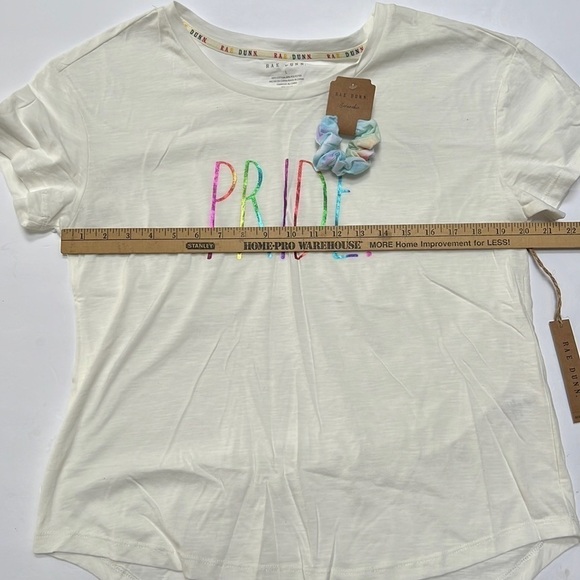 Rae Dunn Rainbow Pride Shirt with Tie Dye Scrunchie NWT Size L - Picture 6 of 12